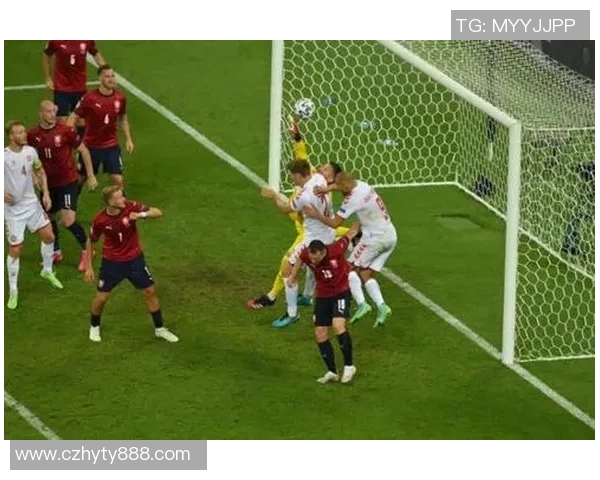 人和对阵恒大2019年精彩回顾与战术分析，揭示足球赛场的激烈对抗与精彩瞬间