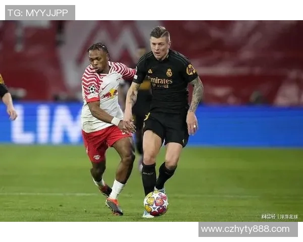 克罗斯的足球之路：从天才少年到世界级中场的成长历程与成就分析